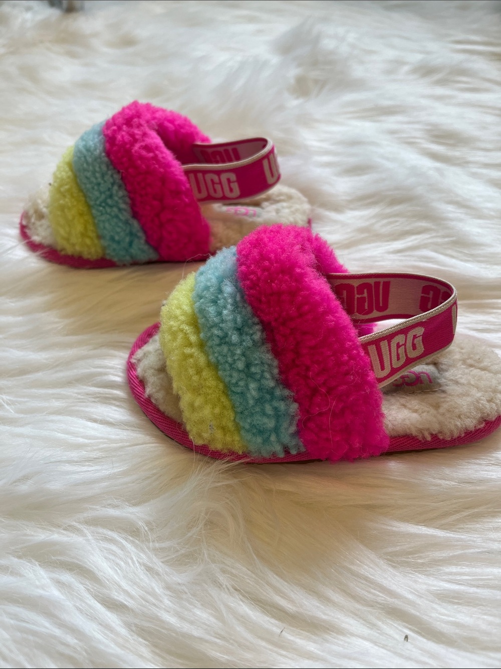 UGG Kids Rainbow Fuzzy Slide Sandals in Hot Pink